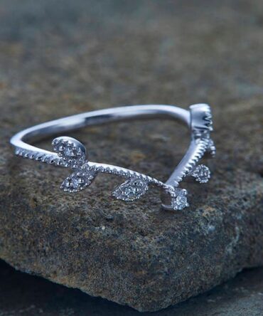 Art Deco Wedding Band Vintage Floral Ring Milgrain Curve V Ring Unique leaf ring CZ Diamond Wedding Band Sterling Silver White Gold Plated