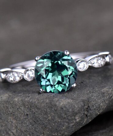 Alexandrite Engagement Ring Art Deco Wedding Band 6.5mm Round Cut Color Change Gemstone Solitaire Ring White Gold Plated Silver Bridal Ring