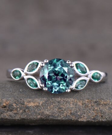Alexandrite Ring, Round Cut Engagement Ring, Color Changing Ring, June Birthstone, Emerald Side Stone, Promise Ring, Sterling Silver