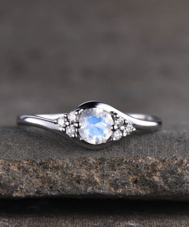 Dainty 5mm Round Moonstone Engagement Ring, Moonstone Ring, Silver Moonstone Ring, Wedding Ring, Gemstone Ring, Promise Ring, Delicate Ring
