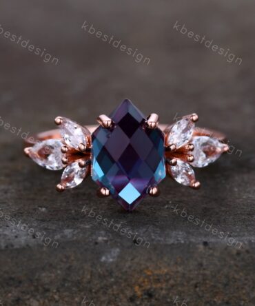 Vintage Alexandrite Ring Unique Bridal Ring Rose Gold Alexandrite Engagement Ring June Birthstone Ring Marquise Cluster Ring Promise