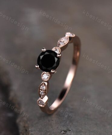 Vintage Black Onyx Ring Rose Gold Round cut Engagement Ring Unique Art Deco Wedding Ring for Women Black Gemstone Ring Dainty Ring Handmade