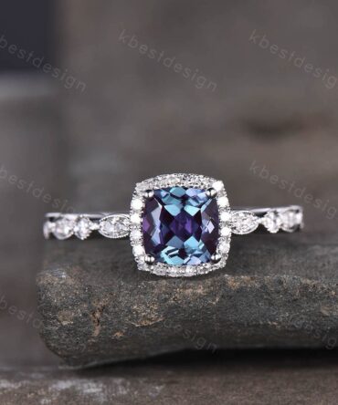 Art Deco Alexandrite Engagement Ring Cushion cut Ring Dainty Women Silver Wedding Ring Moissanite Halo Ring Promise Ring Anniversary Gift