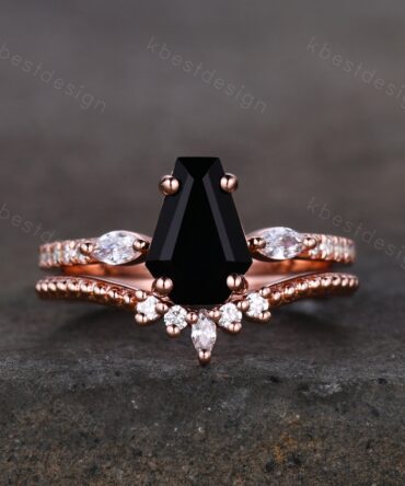 Coffin Shape Black Onyx Engagement Ring Set Vintage Moissanite Cluster Wedding Ring Art Deco Curved Stacking Band Unique Bridal Promise Set