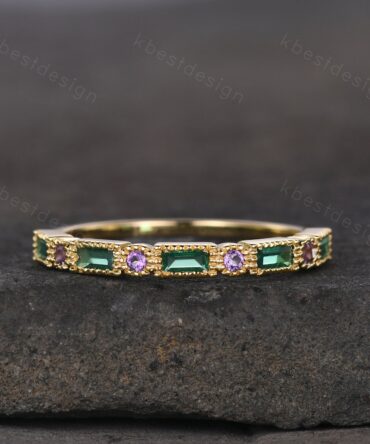 Art Deco Emerald wedding band solid 14k Yellow gold emerald amethyst wedding band vintage baguette Stacking ring women Anniversary band