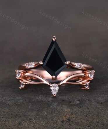 Vintage black onyx engagement ring set 14k rose gold kite cut ring unique curved moissanite band black stone ring bridal wedding ring set