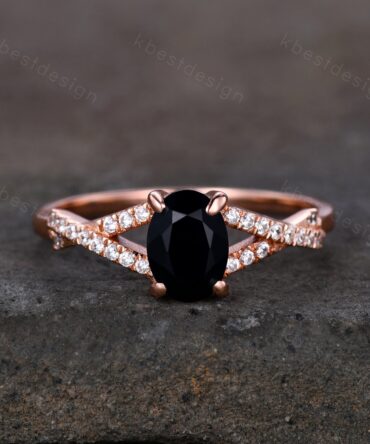 Delicate 1CT Oval Black Onyx Engagement Ring Rose Gold Criss Cross Ring Moissanite Pave Wedding Band Bridal Promise Ring Gift for Her