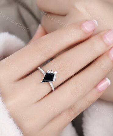 Unique kite cut black onyx engagement ring white gold art deco moissanite ring for women bridal wedding promise ring black stone ring