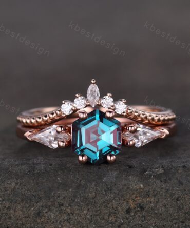 Vintage Hexagon Alexandrite engagement ring set women rose gold ring kite cut Moissanite ring unique Personalized wedding bridal ring set