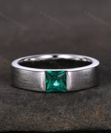 Mens Green Emerald Wedding Band, 5mm Princess Cut Green Emerald Mens Wedding Band, Solid Gold 10k/14k/18k Wedding Ring, His Wedding Band