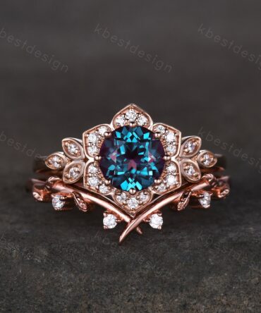 Vintage round Alexandrite engagement ring set antique moissanite halo ring rose gold twig wedding ring June Birthstone ring Promise ring set