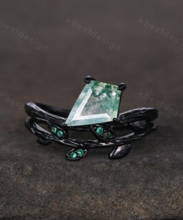 Nature branch moss agate engagement ring black gold kite cut ring unique art deco emerald wedding ring twig leaf ring bridal promise ring
