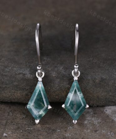 Vintage kite cut moss agate earrings silver green agate drop earrings unique hook earrings women art deco earring anniversary gift for her