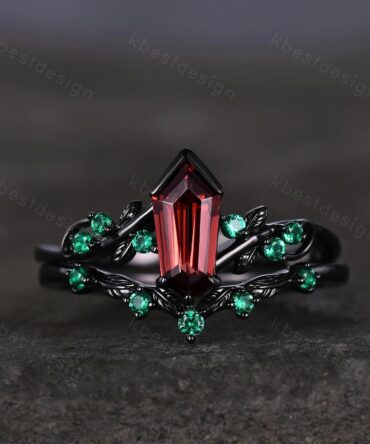 Vintage garnet engagement ring set black gold twig leaf emerald ring shield cut ring for women unique art deco bridal wedding ring set