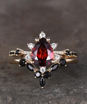 Vintage garnet engagement ring 14k solid gold ring art deco curved black spinel wedding band pear cut bridal set unique bridal promise set