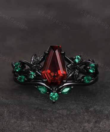Gothic Black Gold Garnet Engagement Ring Art Deco Branch Design Leaf Emerald Wedding Ring Coffin cut Ring Unique Promise Ring Set