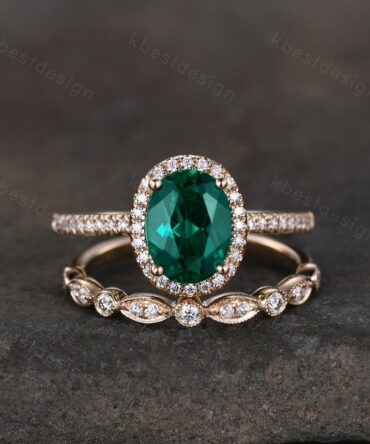 Emerald ring vintage unique oval emerald engagement ring set 14k solid gold ring for women Art deco moissanite wedding band May birthstone